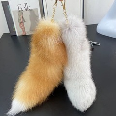 超大型のキツネのしっぽのペンダントのキーホルダーのアクセサリーの演出道具のぬいぐるみのアクセサリー