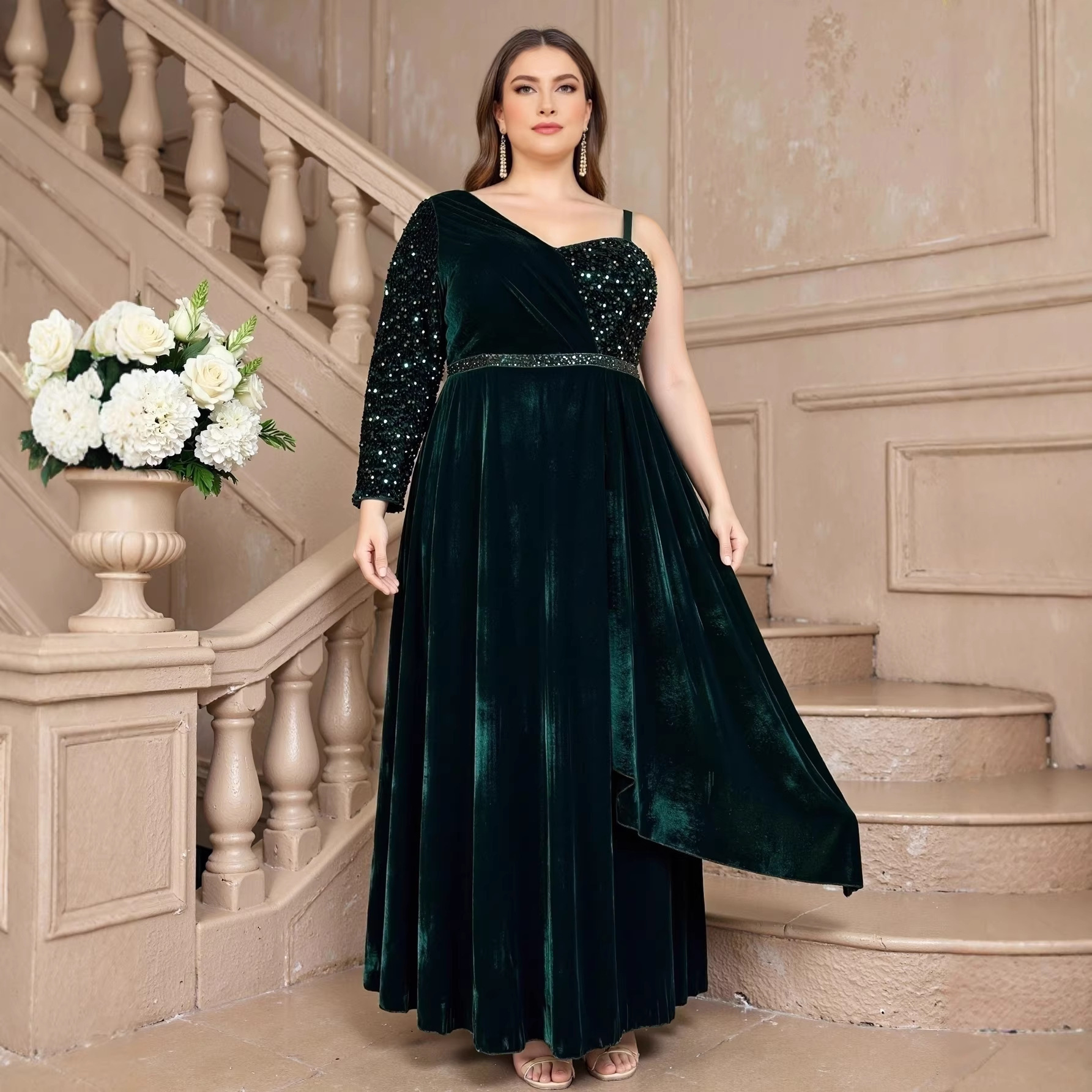 European and American Popular Women's Elegant Dress Sequined Korean Velvet Long Dress Women's Evening Dress Party One-Shoulder Dress