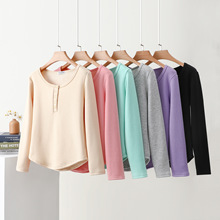 秋冬款暖倍儿加绒保暖上衣时尚五粒扣圆领长袖打底衫下摆圆弧上衣