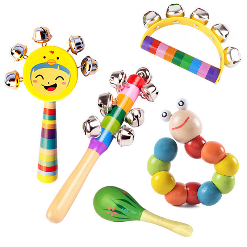 Small sand hammer + bell + colorful rattle + smiley face rattle + insect (colors random)