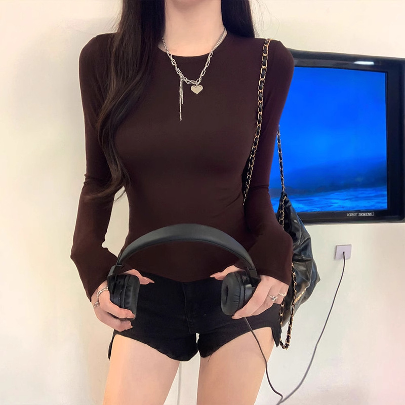 2025 ベーシックスリムフィット長袖 Tシャツ女性のための秋の新しい多用途ホットガール韓国スタイルボトリングトップ女性のためのトレンディ|undefined