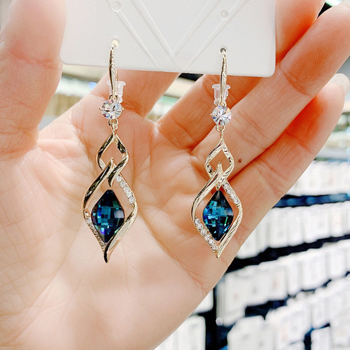 Geometric Rhombus Crystal Earrings for Women, Korean-Chic Long Pendants with Diamond Accents, Trendy Long Tassel Earrings