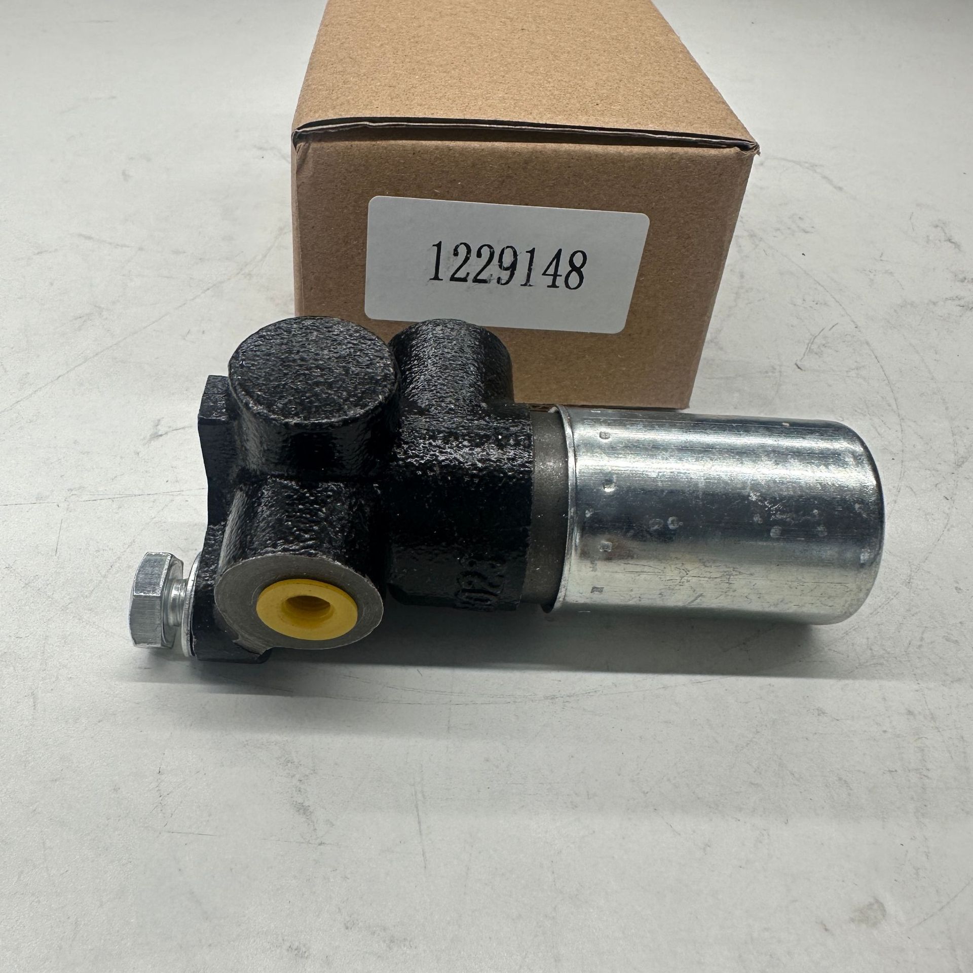 Suitable for Volvo 240 245 244 265 Brake Booster 1228738 1229148