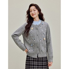 【品牌同款】2025秋冬新款茵曼格雷系绞花刺绣毛衣外套女2025年秋