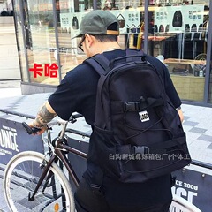トレンディなブランドの新しい大容量バックパックカーハートカーハート男性と女性の旅行バッグ学生スクールバッグコンピュータバッグ
