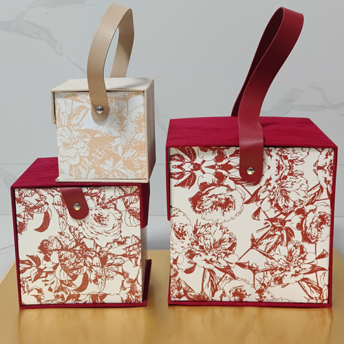 Wholesale Tote Embossed Fabric Wedding Gift Box Chinese Style Candy Box Empty Candy Shop Packaging Box