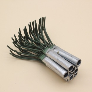 Household four-tooth small iron rake to grow vegetables and flowers to dig soil to dig clam razor clam and other sea-driving portable tools