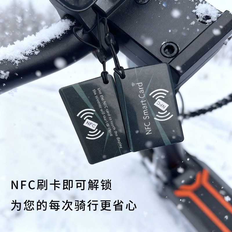 新款成人雪地车滑雪车儿童电动滑板车冬季冰面雪橇车防滑履带雪板|undefined