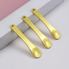 New Metal Eyeliner Spatula Beauty Cream Scoop Cosmetic Dispensing Small Spoons Beauty Makeup Tool Manufacturer