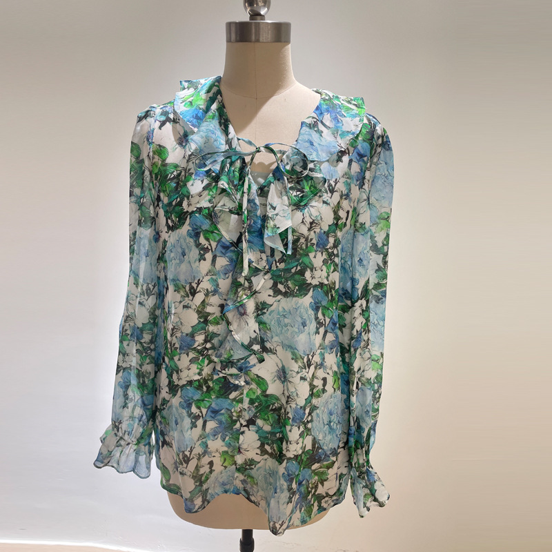 러플 네크 라인 레이스-녹색 비네팅 프린트