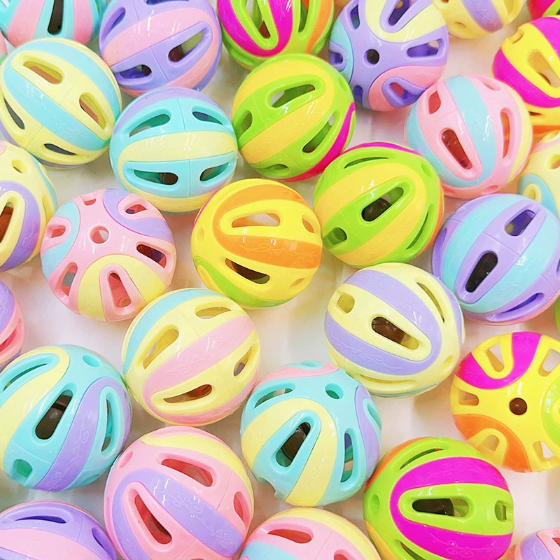 Колокольчик колокольчик мяч домашнее животное забавная игрушка кот колокольчик кот ловит мяч цветной колокольчик мяч кошачья игрушка