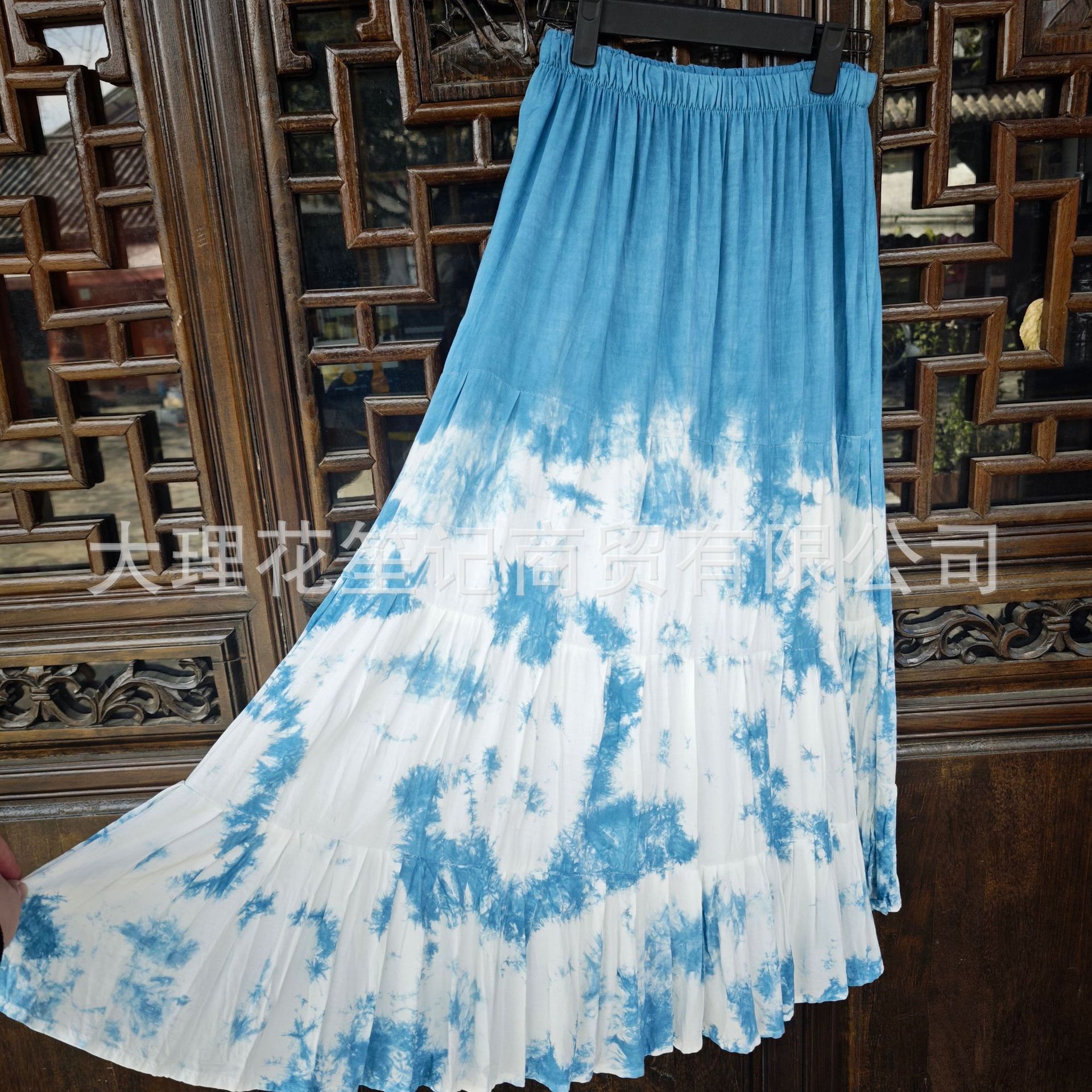 Spring and Summer New Women's Skirt Tie-Dye Skirt Blue Dye Long Skirt Casual Large Swing Skirt A- line Skirt Thin Half Skirt Large Swing Skirt