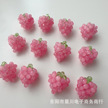 果冻感草莓小吊坠水晶水果编织吊坠手机绳钥匙扣挂坠箱包装饰品