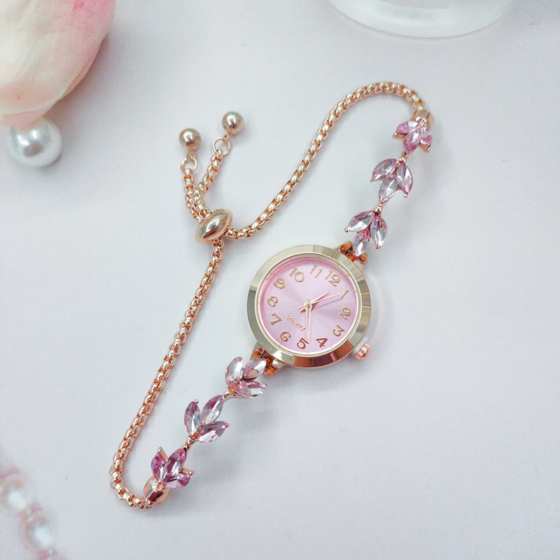 Ordinary Glass Mirror Material Casual Elegant Petal Magnet Buckle Quartz Women's Watches