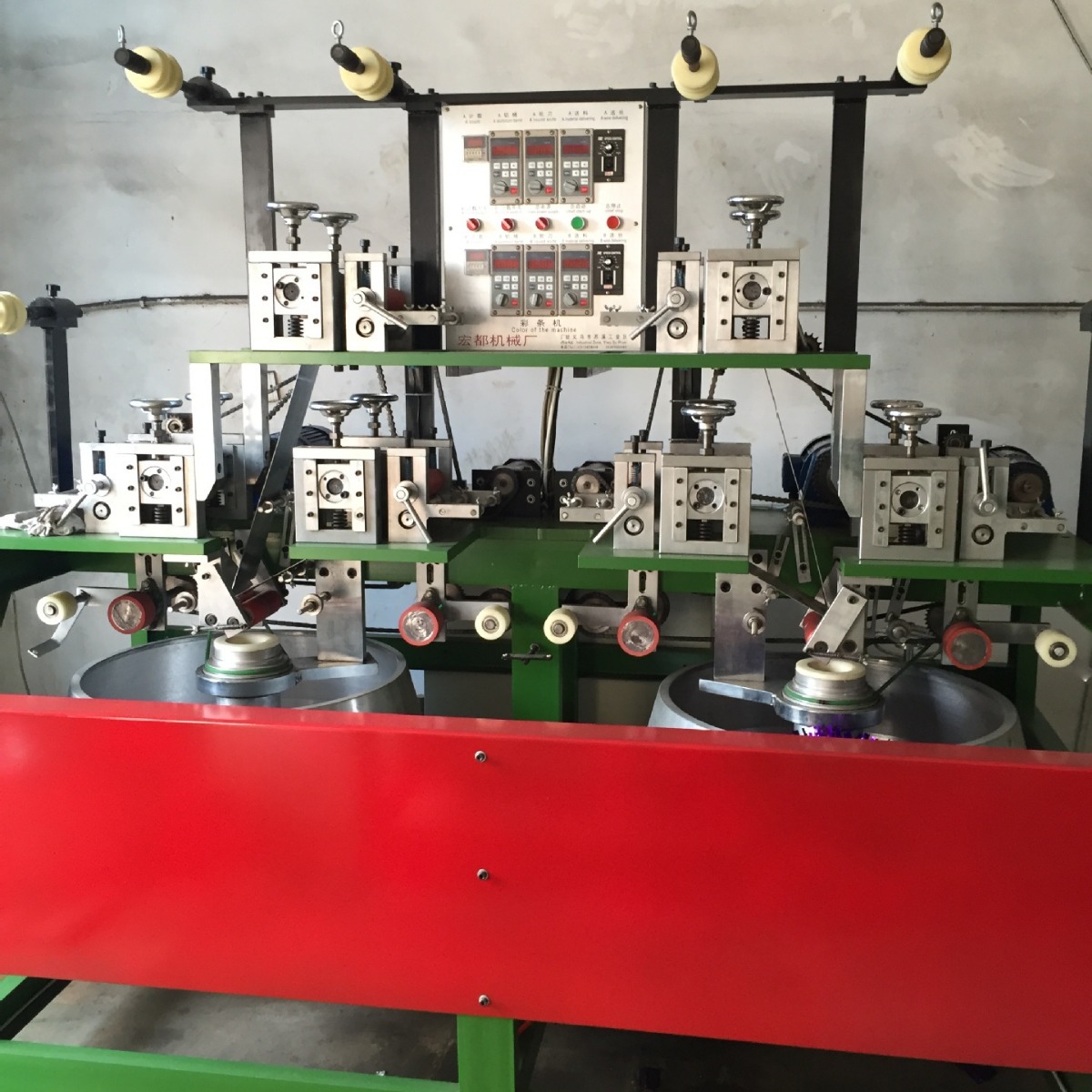 厂家直销专业毛条机茜草机拉花彩条毛条机