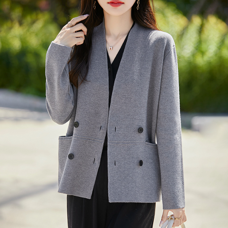 Autumn New Thick Wool Coat, Knitted Cardigan with Pockets, Long-Sleeve Outerwear, Women's Blazer with V-Neck Autumn New Thick Wool Coat, Knitted Cardigan with Pockets, Long-Sleeve Outerwear, Women's Blazer with V-Neck