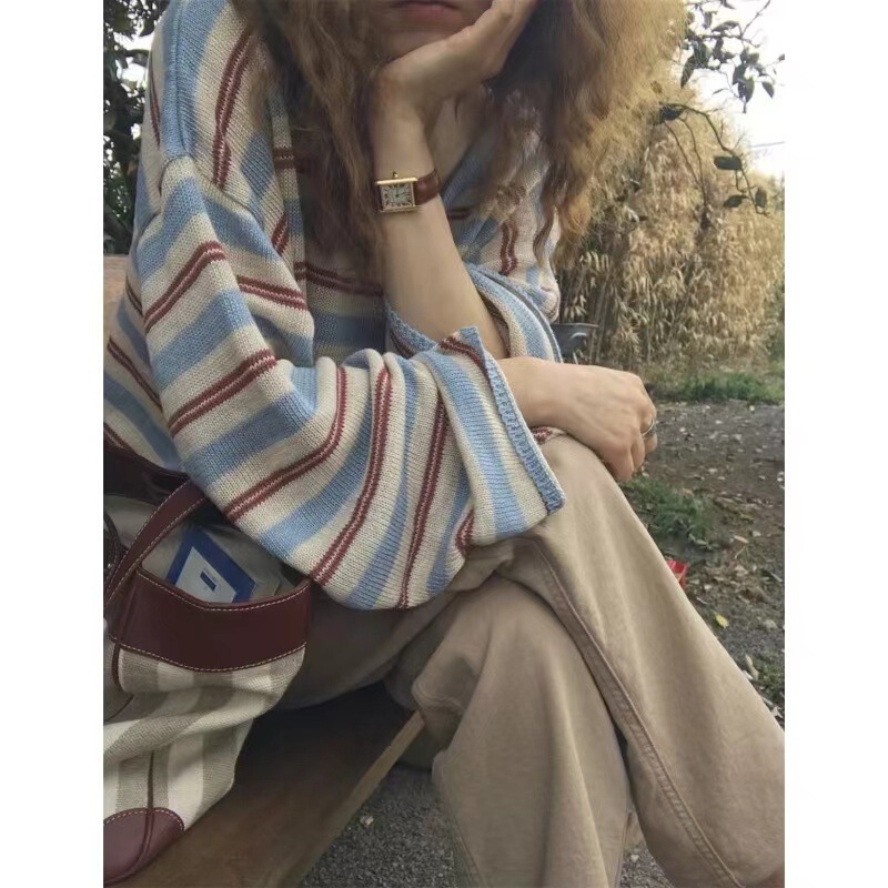 Striped Long-sleeved T-shirt Women's Ins Trendy Early Autumn Design Sense Niche V-neck Loose Slim Knitted Base Shirt Top