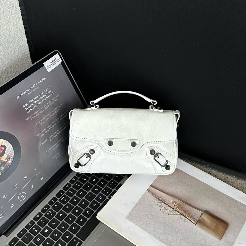 Paris Oil-Waxed Leather Mini Motorcycle Bag Le City Nano Hand-Held Flip-Top Bag with Rivets, Single Shoulder Crossbody Bag for Women