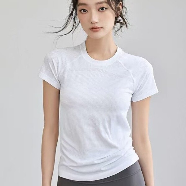 Quick-Drying Sports Yoga Wear Short-Sleeved Summer Running T-Shirt Women's Tight Top Pilates Training Fitness Wear Thin Section Quick-Drying Sports Yoga Wear Short-Sleeved Summer Running T-Shirt Women's Tight Top Pilates Training Fitness Wear Thin Section