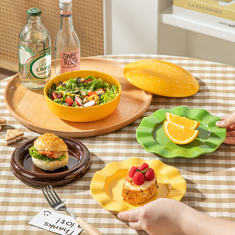 かわいいスタイルのハンバーガー丼プレート食器セットサラダボウルデザートプレートスナックプレートセラミック釉下カラー漫画|undefined