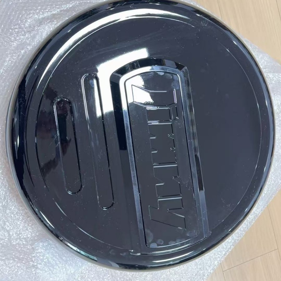 Suitable for 2019-2026 Suzuki Jimny models; ABS tailgate spare tire cover, available in multiple colors