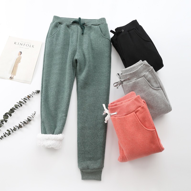 Women's Winter Fleece-Lined Thickened Casual Pants, Slim-Fit Cuffed Sweatpants, Plus-Size Lamb Wool Warm Long Pants Women's Winter Fleece-Lined Thickened Casual Pants, Slim-Fit Cuffed Sweatpants, Plus-Size Lamb Wool Warm Long Pants