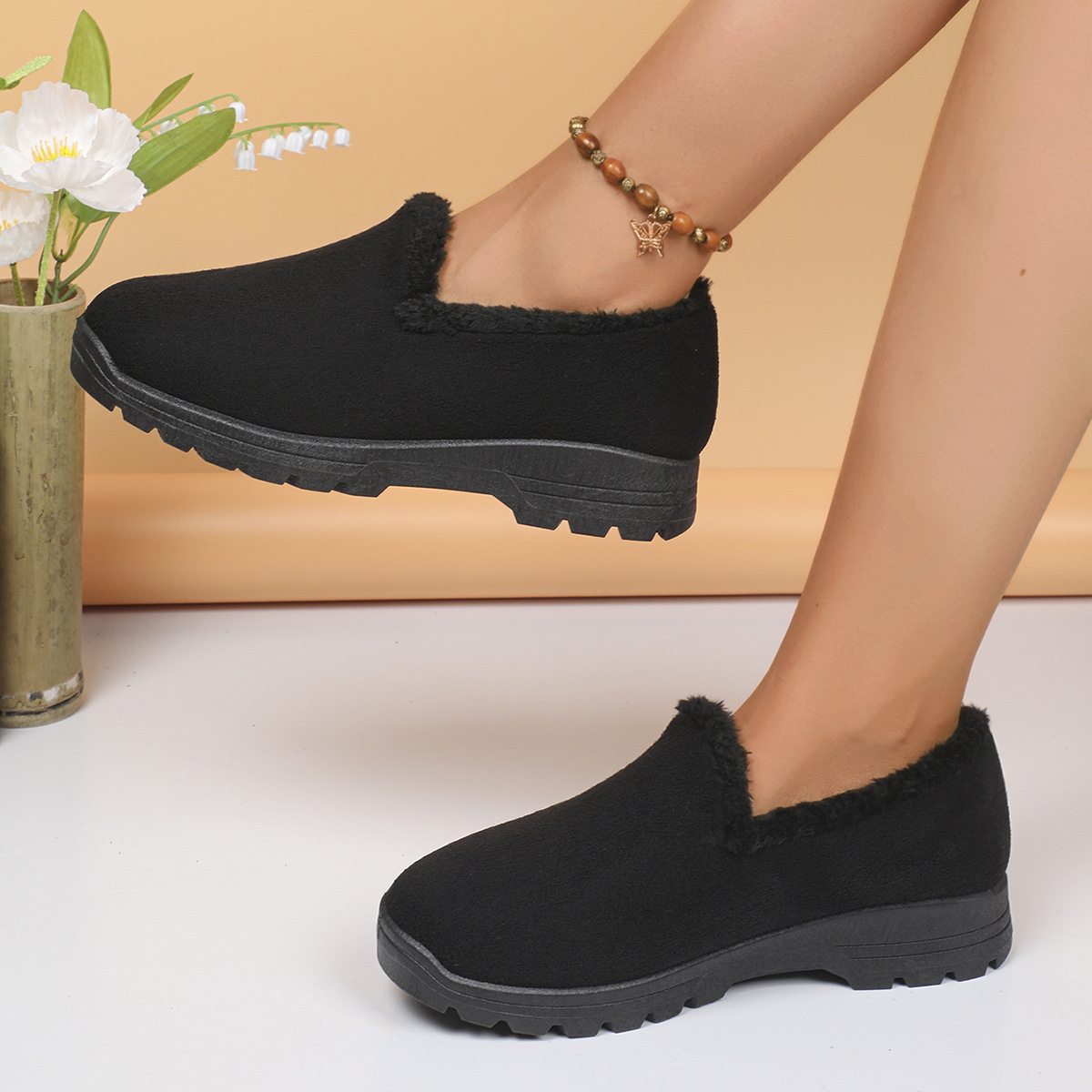 New snow cotton shoes low-top warm autumn and winter women's cotton shoes bean shoes fashion slip-on comfortable soft bottom snow_voghion.com