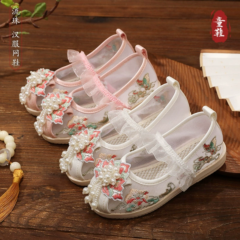 Туфли Hanfu для девочек, традиционные детские туфли с вышивкой и жемчужными украшениями, летние сандалии в этническом стиле с сетчатой вставкой, туфли-юбки в стиле "лошадиная мордочка".