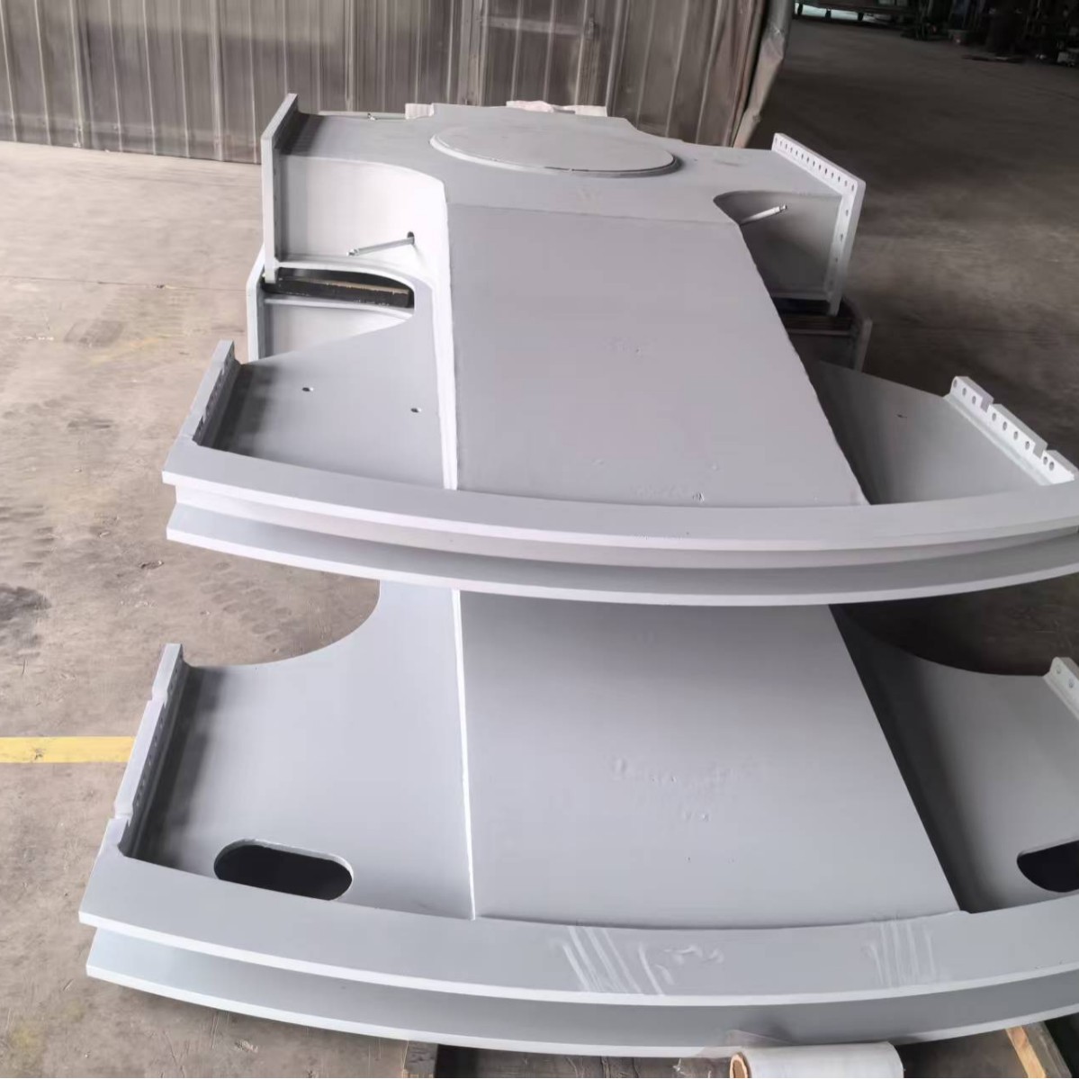 大型工件喷铝，大型工件喷涂，承接大型工件喷涂。