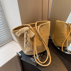 家庭の美しい編み包みの女性バッグの新型の大容量の手編みは外に出かけます。