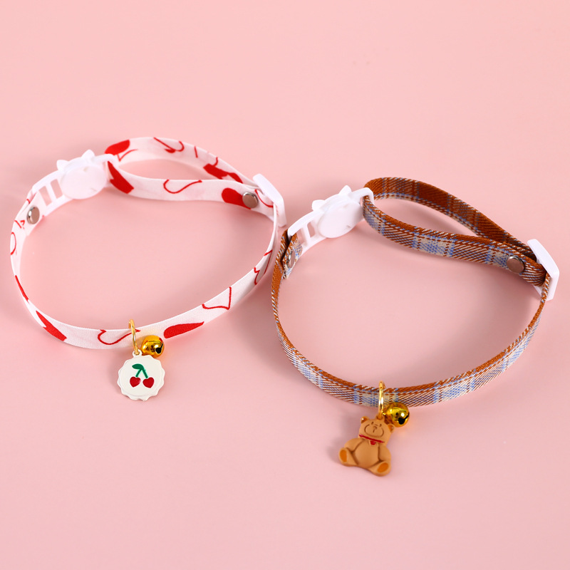 Cereza adorable gato osos galletas ajustable anti-asfixia collar de mascotas campana collar de perros accesorios collar