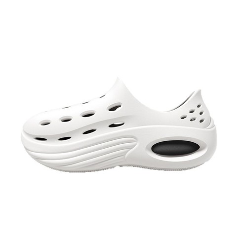 Holes shoes men's anti-slip summer 2025 new style poop feeling heightening beach shoes toe outdoor sandals men's wear 