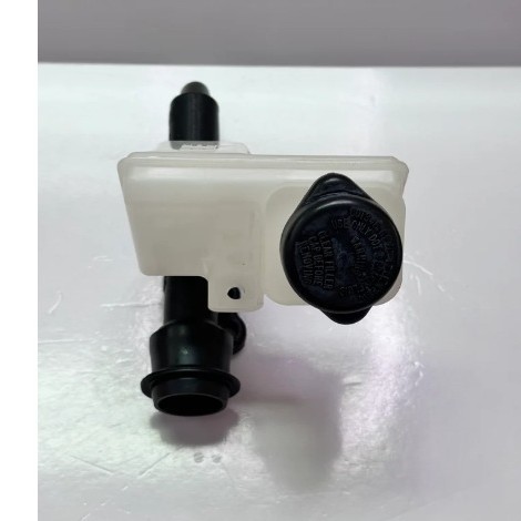 Suitable for Isuzu 1-47500250-3 Clutch Master Cylinder – 1475002503