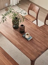 黑胡桃木餐桌椅組合簡約全實木新中式長方形桌子輕奢原木餐台現貨
