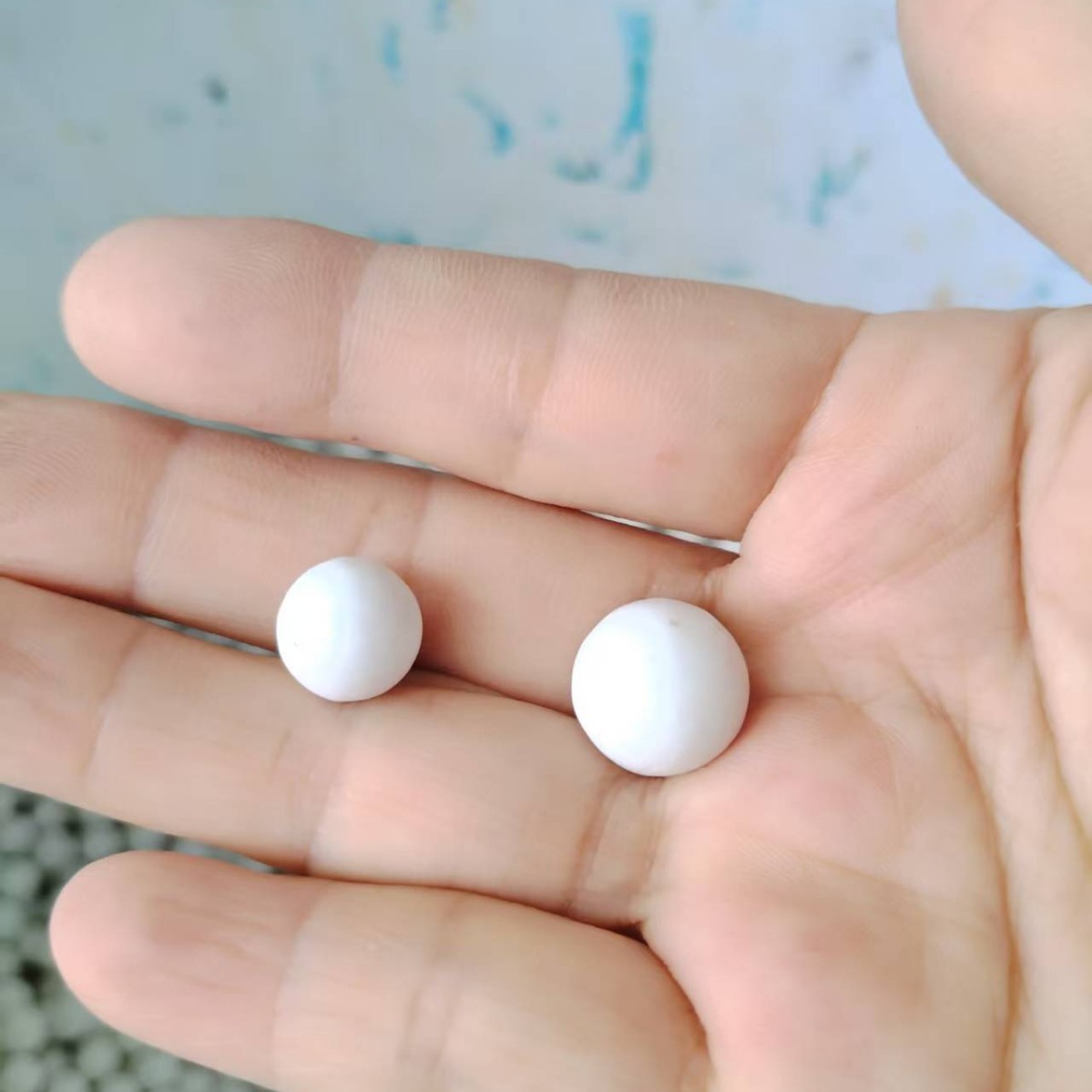 13 mm, 10 cuentas de cerámica blancas, 14 canicas, 11 bolas de cristal, 16 fichas de colores, 10 cuentas transparentes, 12 25