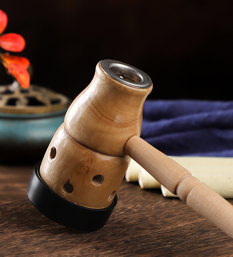 Handheld Wooden Gourd Moxibustion Box Portable Single Hole Moxa Burner for Full Body Warming in use