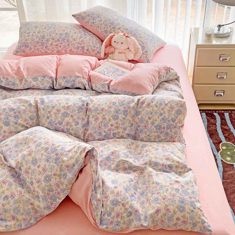 Personalizado en fábrica, sábanas de algodón de algodón de clase A, juego de cuatro piezas, cama de dormitorio de estudiantes floral, juego de tres piezas, funda de edredón, sábana