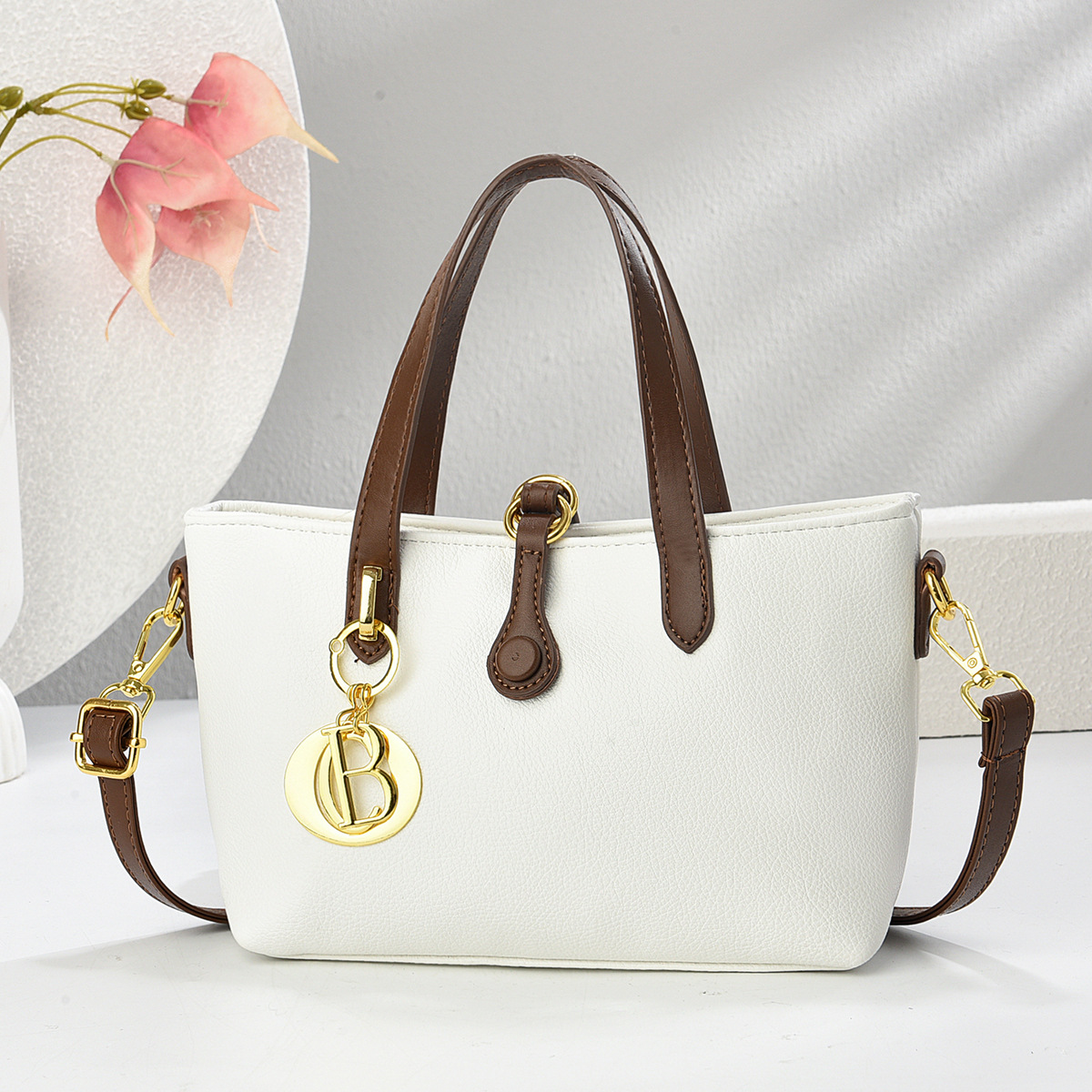 Hermoso bolso de hombro, bolso de mujer, bolso de mujer, temperamento universal, nuevo bolso coreano, moda para mujeres