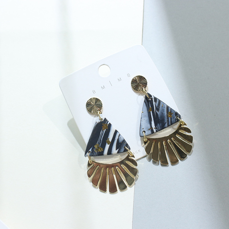 1 Pair Fashion Geometric Soft Clay Women's Drop Earrings display picture 5