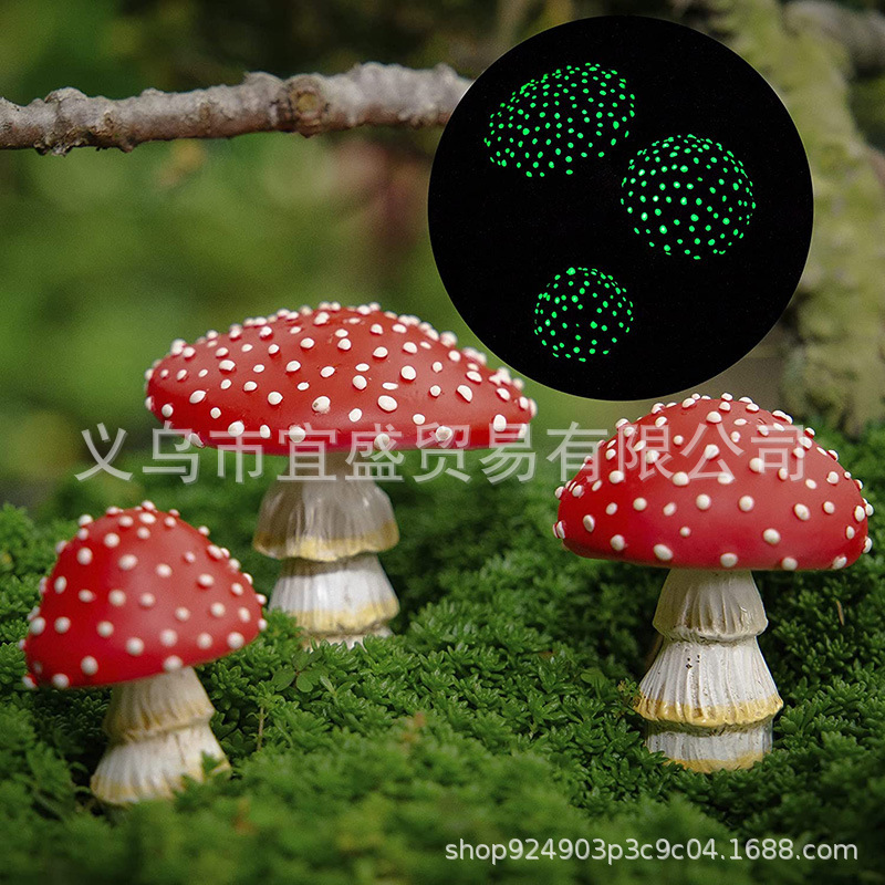Cross-border new Luminous red mushroom micro landscape garden decoration decoration design pastoral potted home style