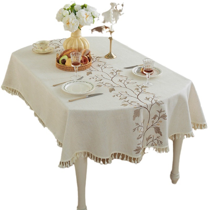 Nappe rouge brodée jacquard à franges florales vintage en polyester 100% jacquard pour table basse et table à manger, idéale pour les mariages et le Nouvel An._voghion.com