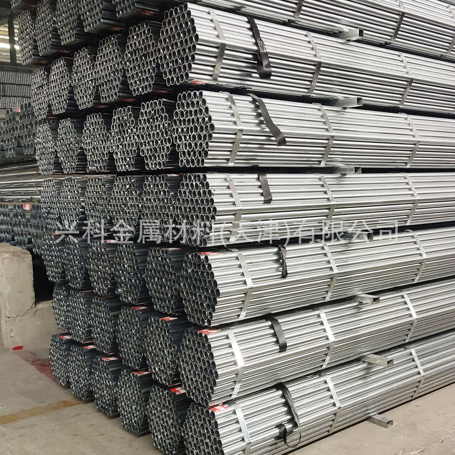 批发镀锌带钢管Q235冷镀锌圆管薄镀锌管