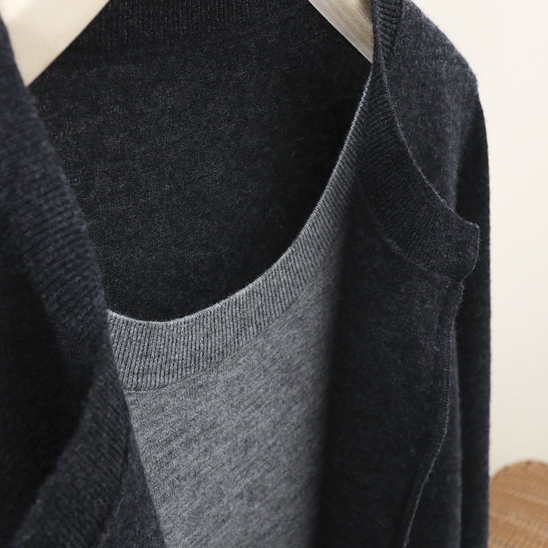 Worsted Wool 2025 New Autum Miu Style Fake Two-Piece Knitwear Women's Retro Slim Round Neck Cardigan Jacket