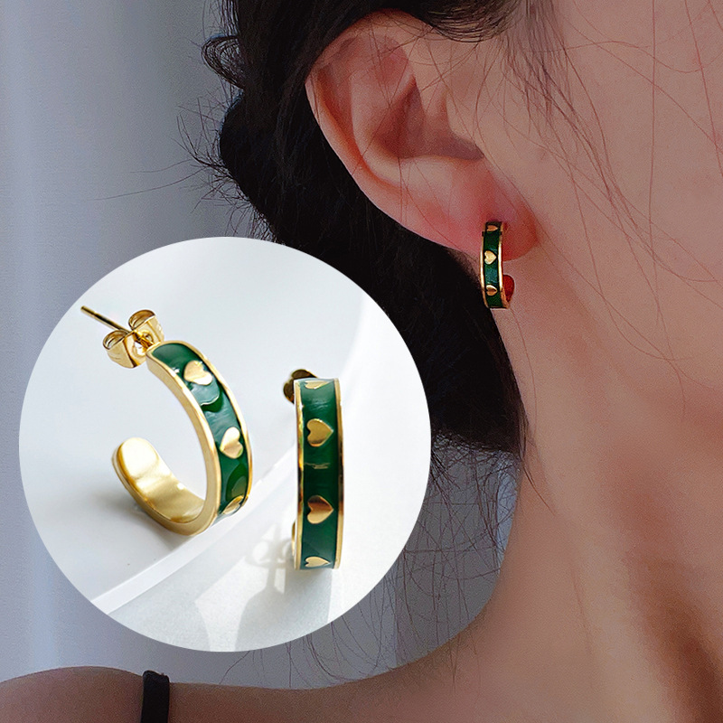 1 Pair Quantity Daily Occasion 1 Pair Fashion Heart Shape Titanium Steel Enamel Earrings