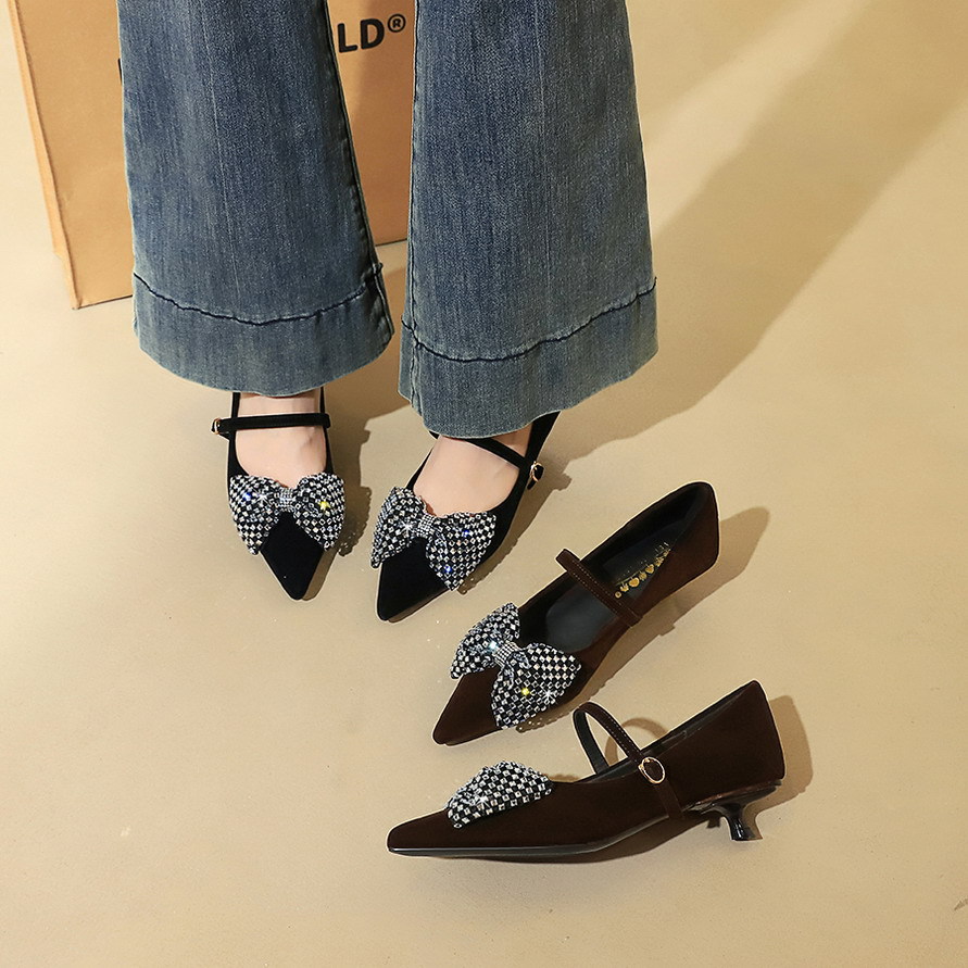 2388-H122 Korean retro style straight buckle strap pointed cat heel rhinestone bow low heel professional single shoe