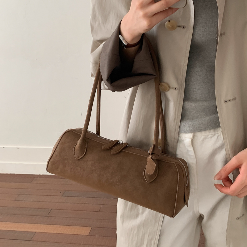 Suede Baguette Bag For Women Large Capacity 2026 New Trendy Matte Retro Shoulder Underarm Bag Commuter Pillow Bag - Thumbnail 8
