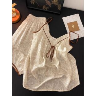 ����ʽ���L˯��Ů�ı����a�����Lѝ���b�߼��мҾӷ��ļ����⴩