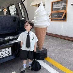 ボーイズサマースーツ 2025 新しい夏の男の子ベビーカレッジネクタイ半袖シャツ子供ドレスハンサム