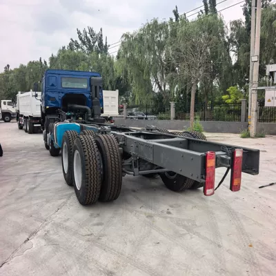 tractor 8x4 drive 371430 – Yük maşınları