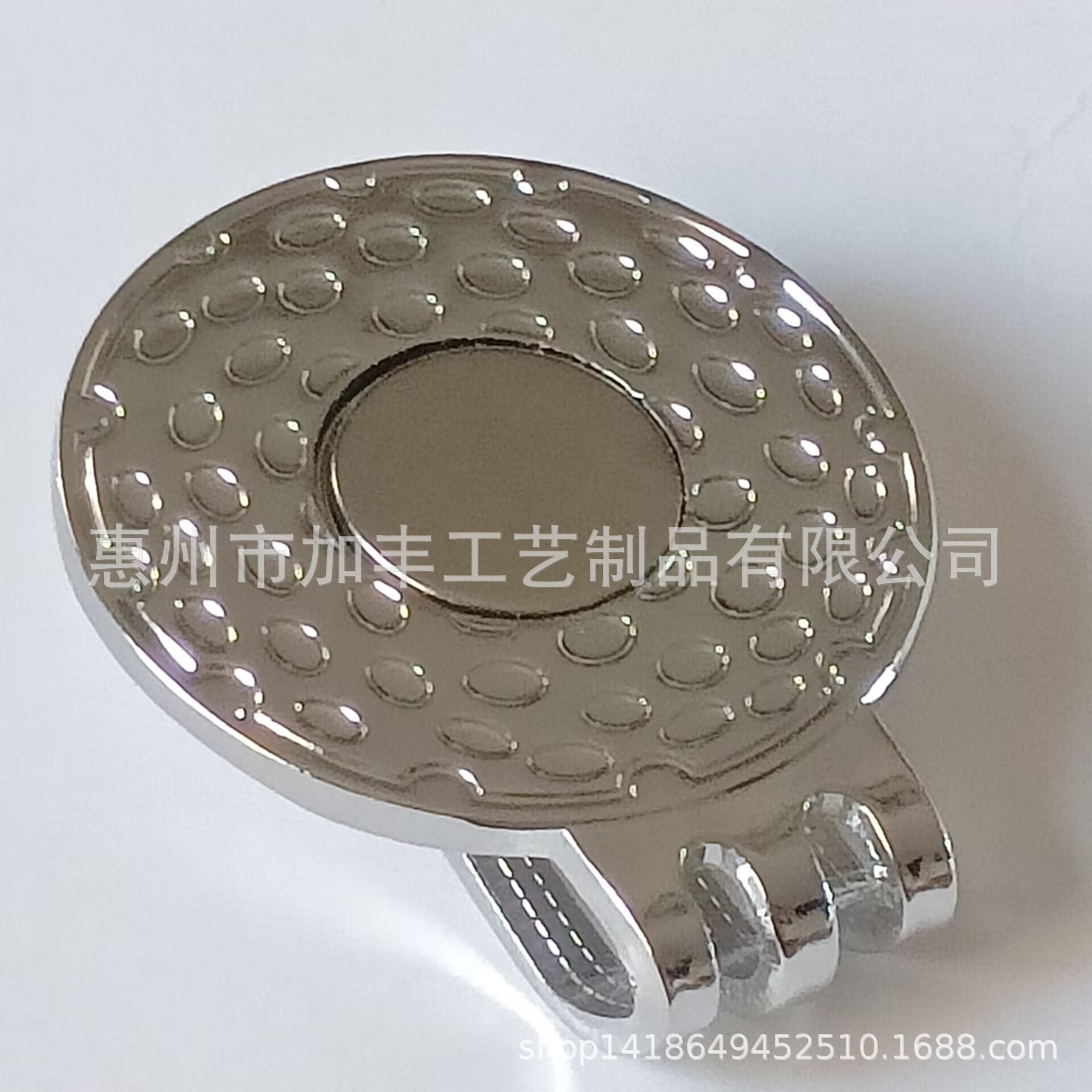 为客户量身打造现货通用地球纹帽夹、一体成型帽夹、三片组合帽夹